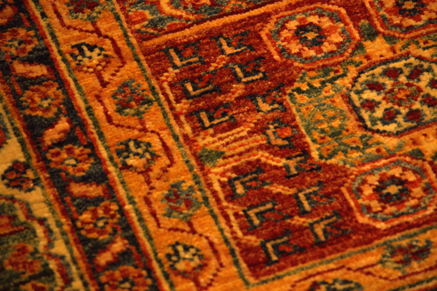 Afghan 233x172